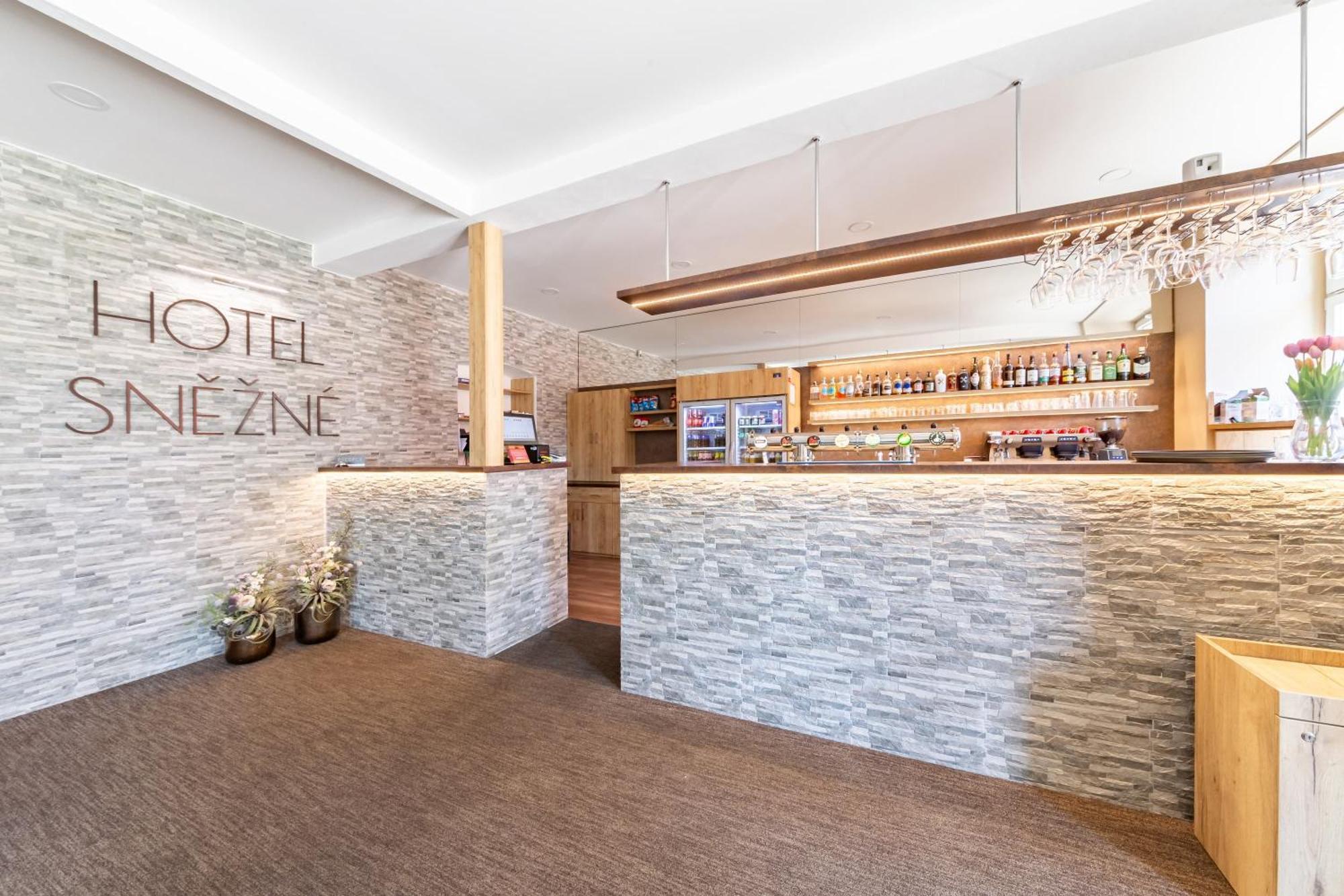 Hotel Snezne 외부 사진